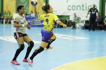 Paso de gigante hacia el título del Rocasa tras superar al BMC Liberbank Gijón (32-30)